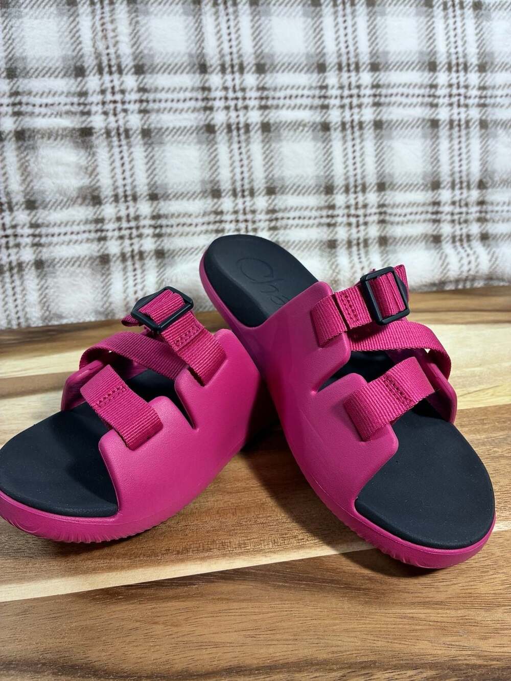 Chaco Chillos Slide Sandals Magenta Pink Adjustable Straps 6M
